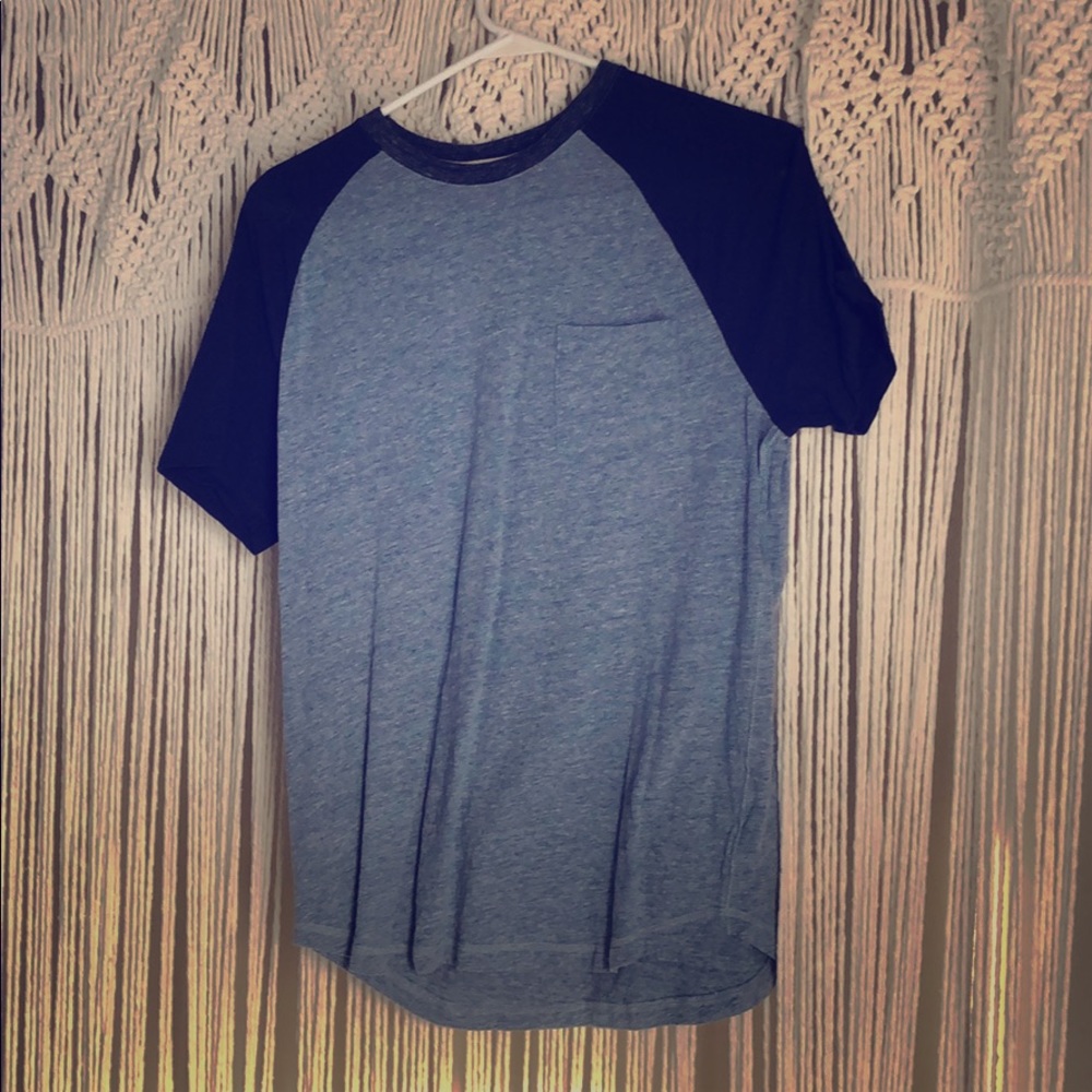 Express Crew neck size M